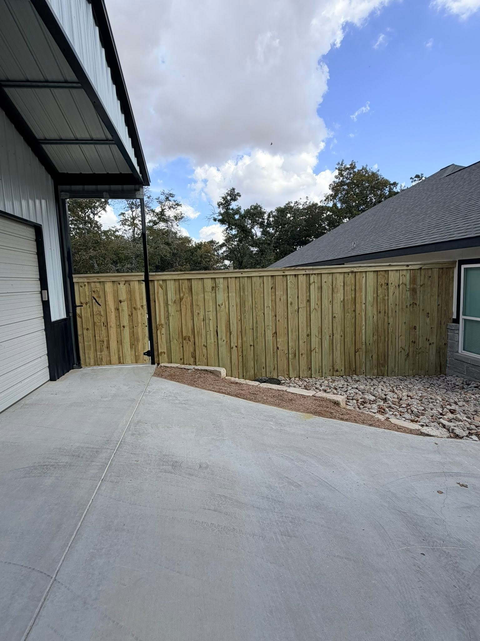 Paul&rsquo;s Fence & Deck project photo 34